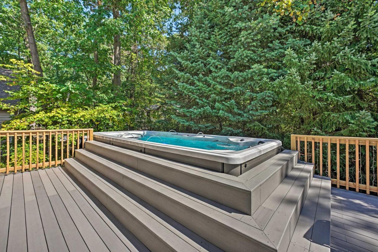 Luxury Family Home With Deck, Swim Spa And Grill! New Buffalo Exterior photo